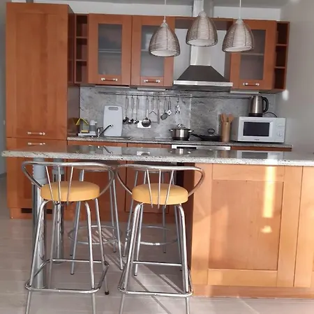 Apartment Tour-group Apartment-4 *